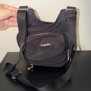Baggallini Black Messenger Bag